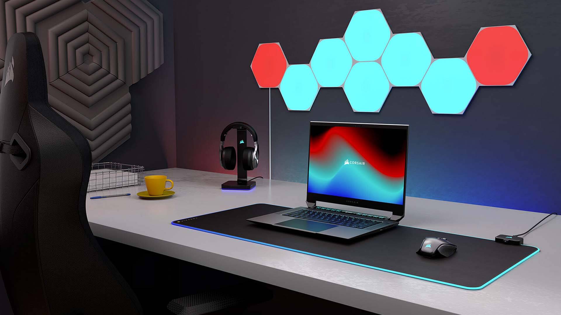 CORSAIR iCUE RGB with Nanoleaf