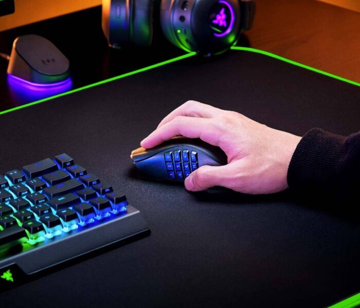 Razer Naga V2 Pro, Razer Naga V2 HyperSpeed